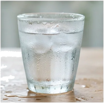 Hidratação no dia a dia: como beber água sem transformar isso em uma obrigação pesada
